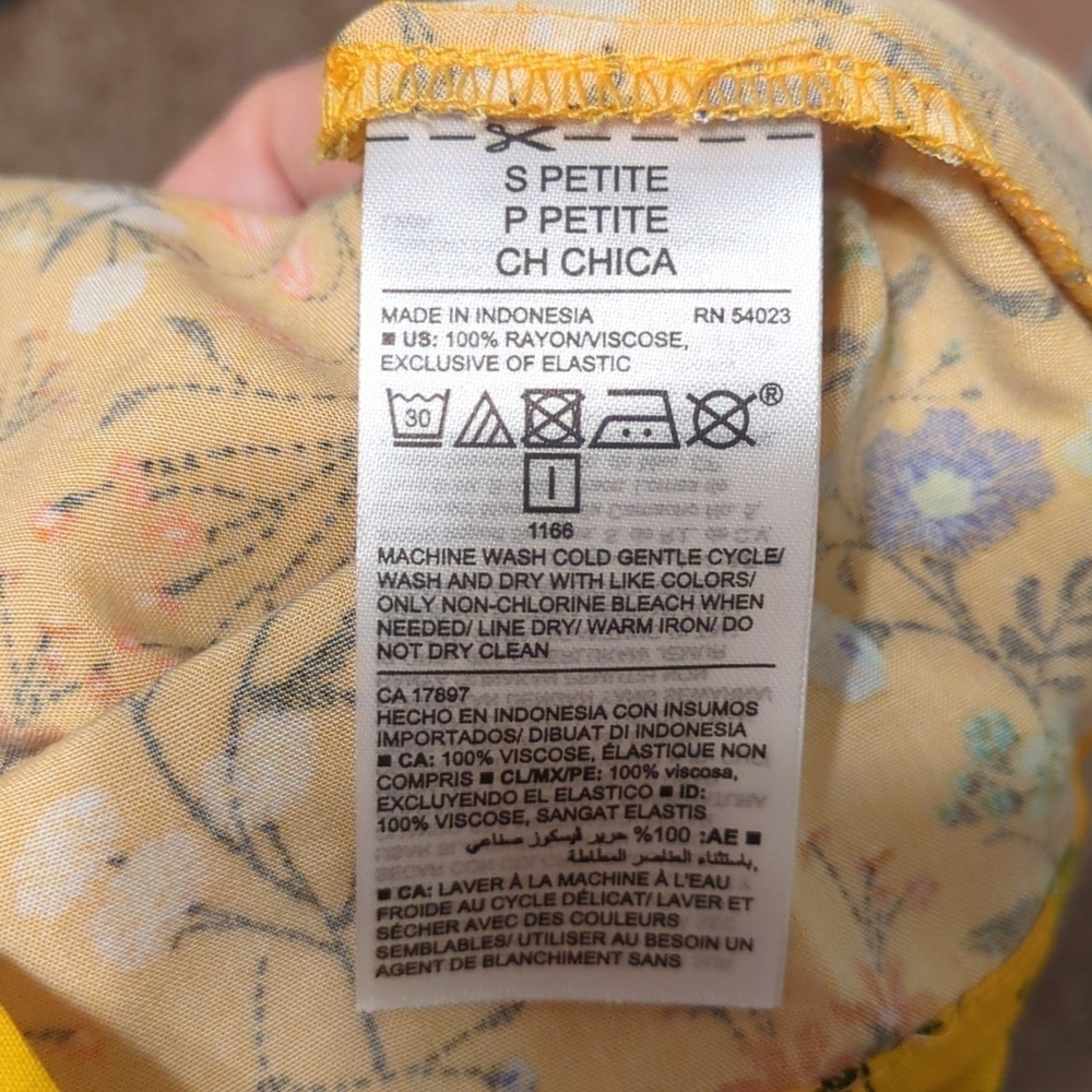 Old Navy yellow floral sleeveless square neck straight leg jumpsuit - Picture 12 of 13